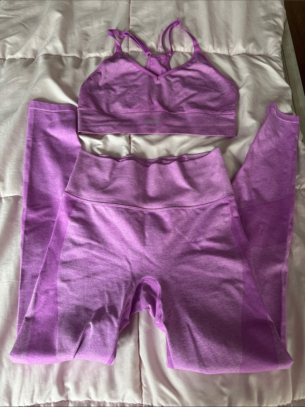 PINK Victoria's Secret Lavender Seamless Sports Bra & Leggings Set